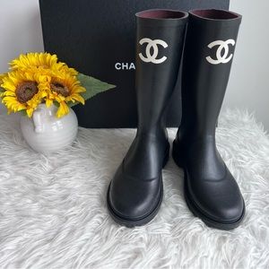 🔥NIB🔥Super rare Chanel rain boots